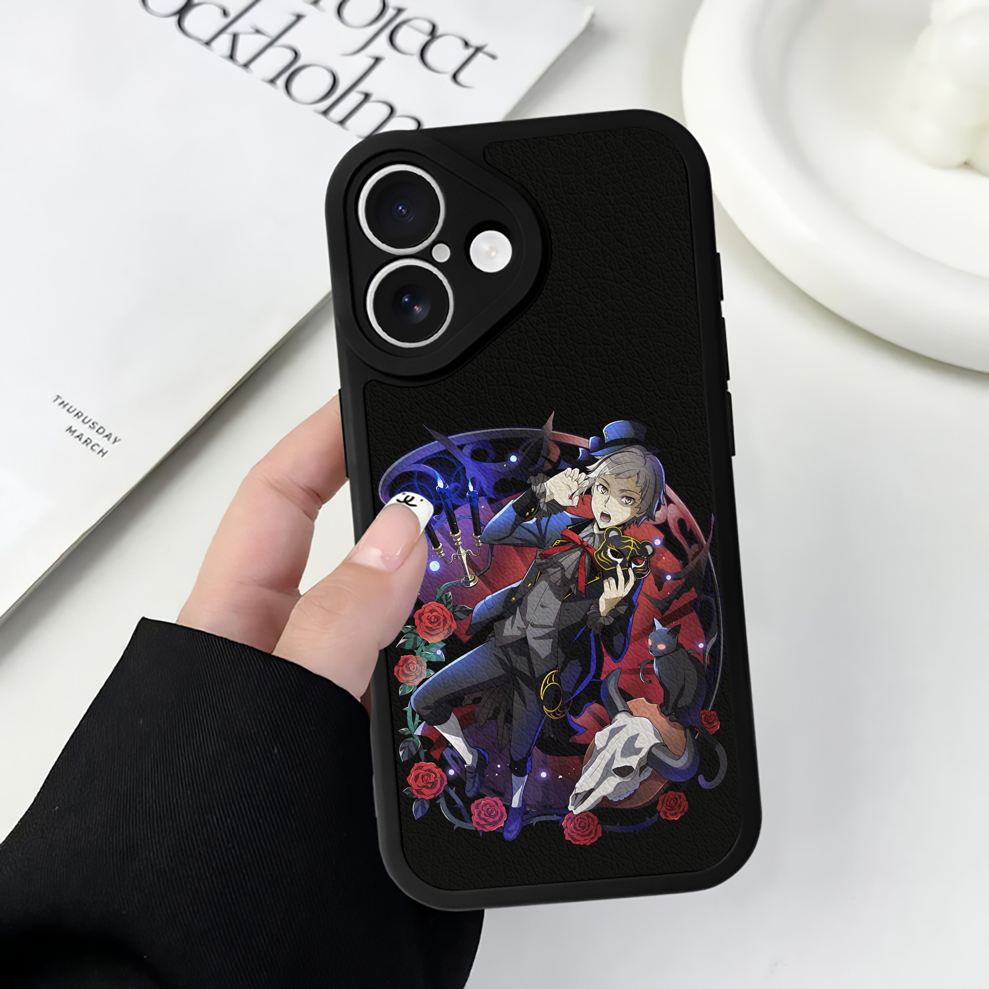 （画像用） 文豪ストレイドッグス Bungo Stray Dogs 【iPhone 16シリーズ対応】シリコンスマホケース（レザー調） 材質：シリコン